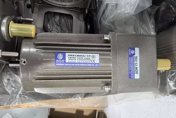 5RK180GU5GU12.5K微型減速電機(jī).jpg